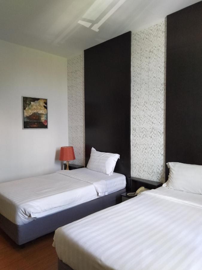 Ginasuite Kompleks27 Hotel Бандар-Сери-Бегаван Экстерьер фото
