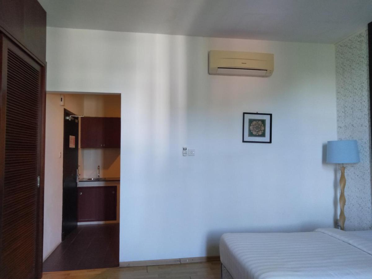 Ginasuite Kompleks27 Hotel Бандар-Сери-Бегаван Экстерьер фото