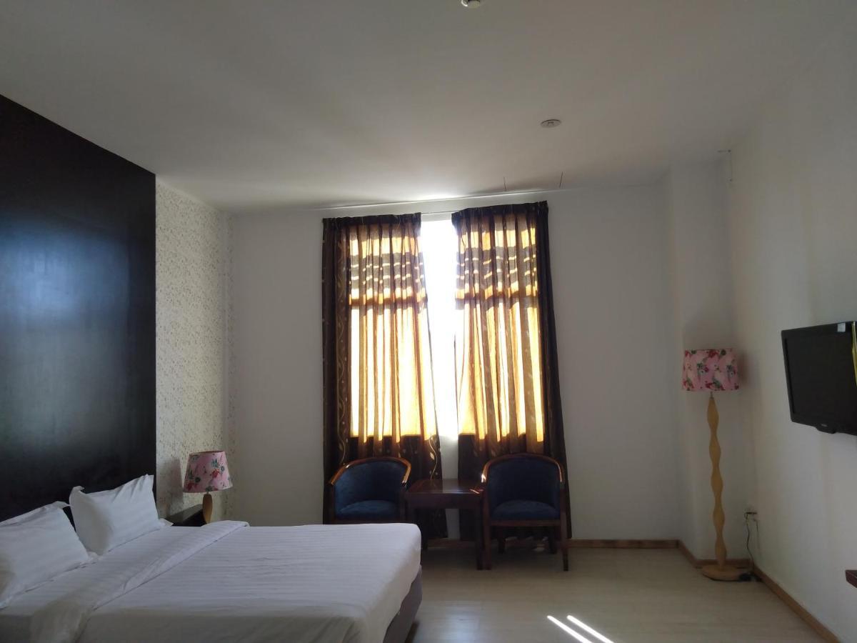 Ginasuite Kompleks27 Hotel Бандар-Сери-Бегаван Экстерьер фото