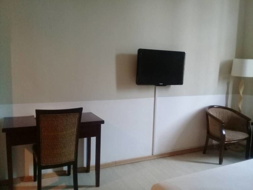 Ginasuite Kompleks27 Hotel Бандар-Сери-Бегаван Экстерьер фото