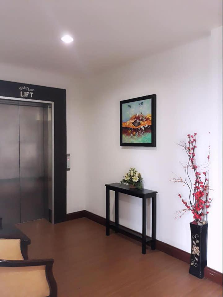 Ginasuite Kompleks27 Hotel Бандар-Сери-Бегаван Экстерьер фото