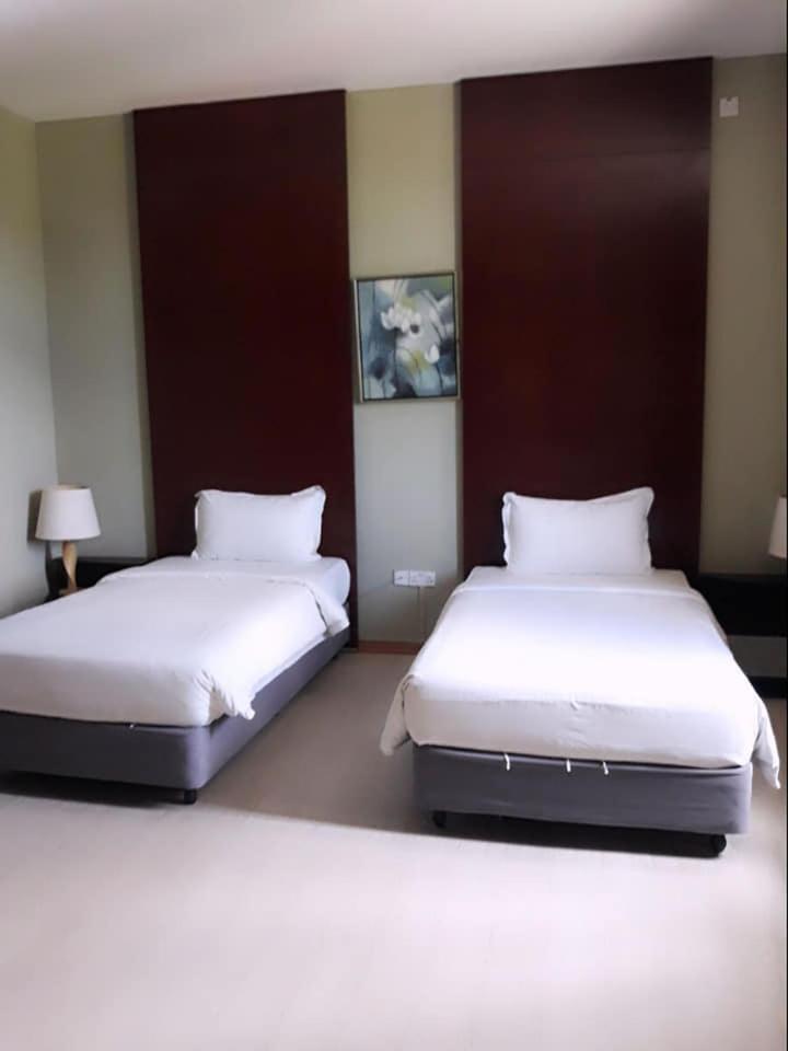 Ginasuite Kompleks27 Hotel Бандар-Сери-Бегаван Экстерьер фото
